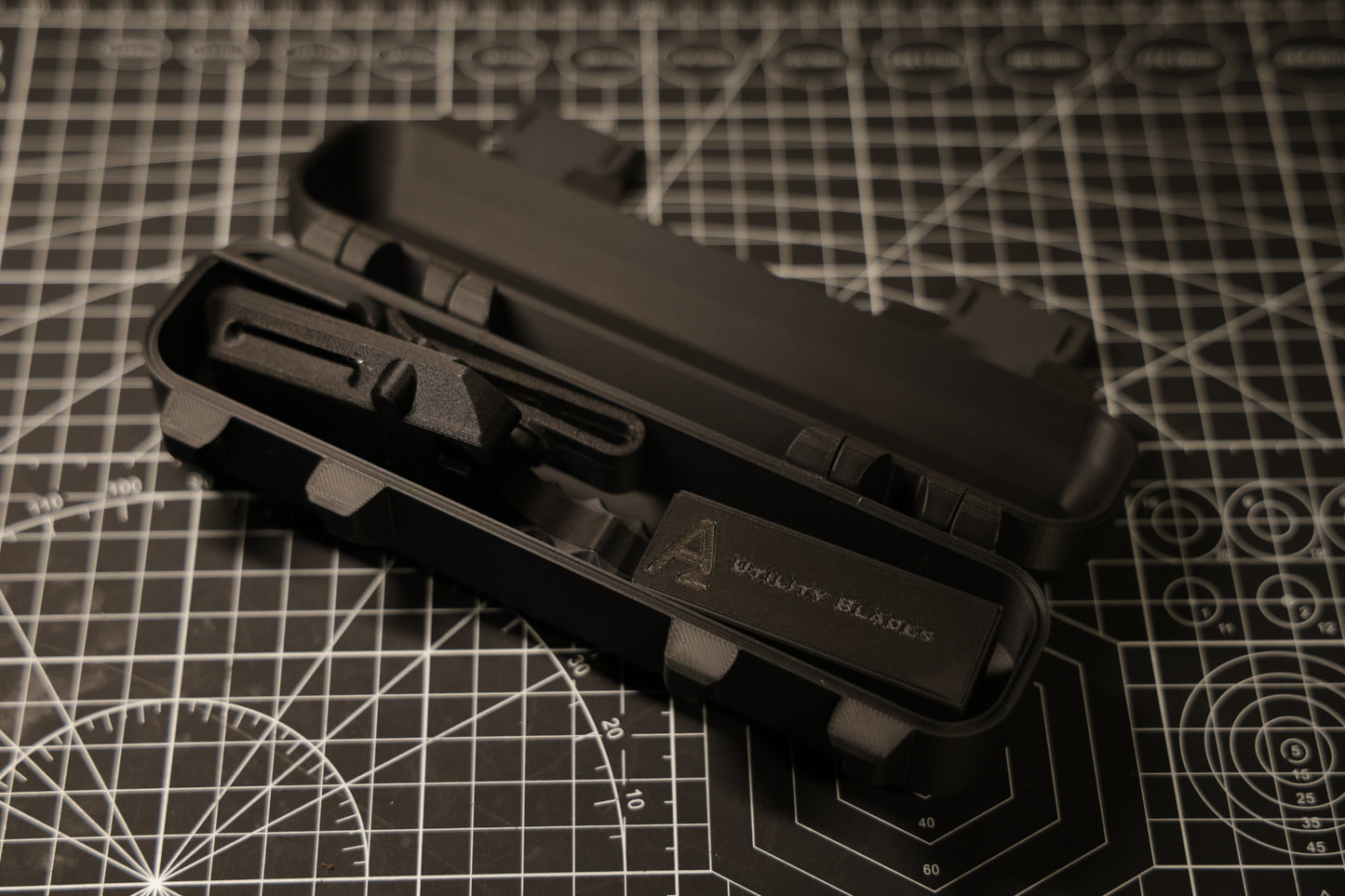 A2 Utility Knife Kit