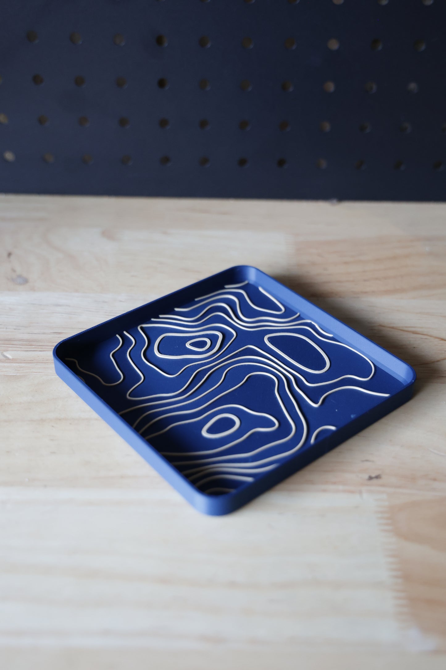 Topographical EDC Tray