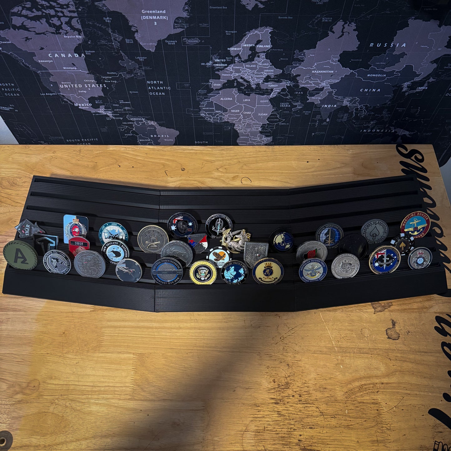 The Vanguard - Modular large challenge coin holder